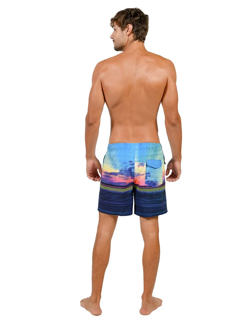 Men's 4-way stretch shorts with full boxer lining inside